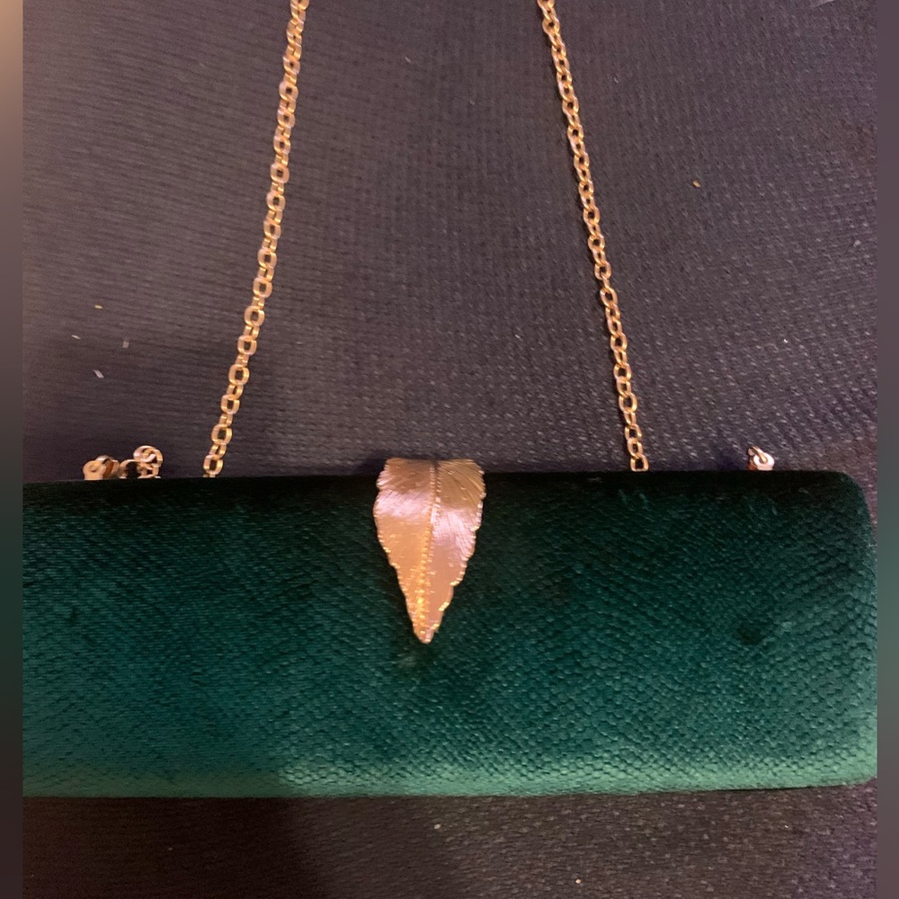 Vintage green gold leaf with chain crossbody or clutch bag no name